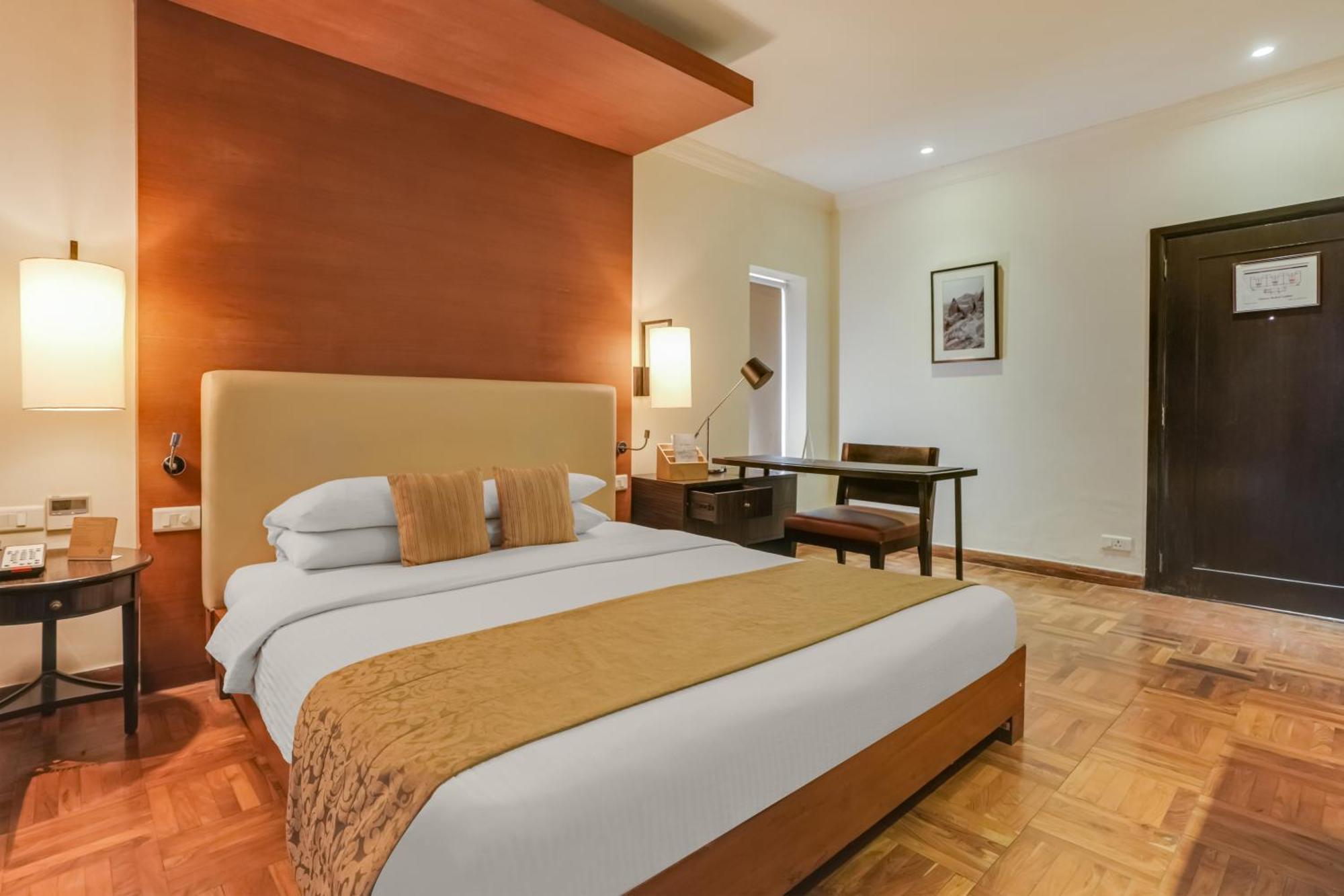 Club Mahindra Tungi, Lonavala Hotel Ngoại thất bức ảnh