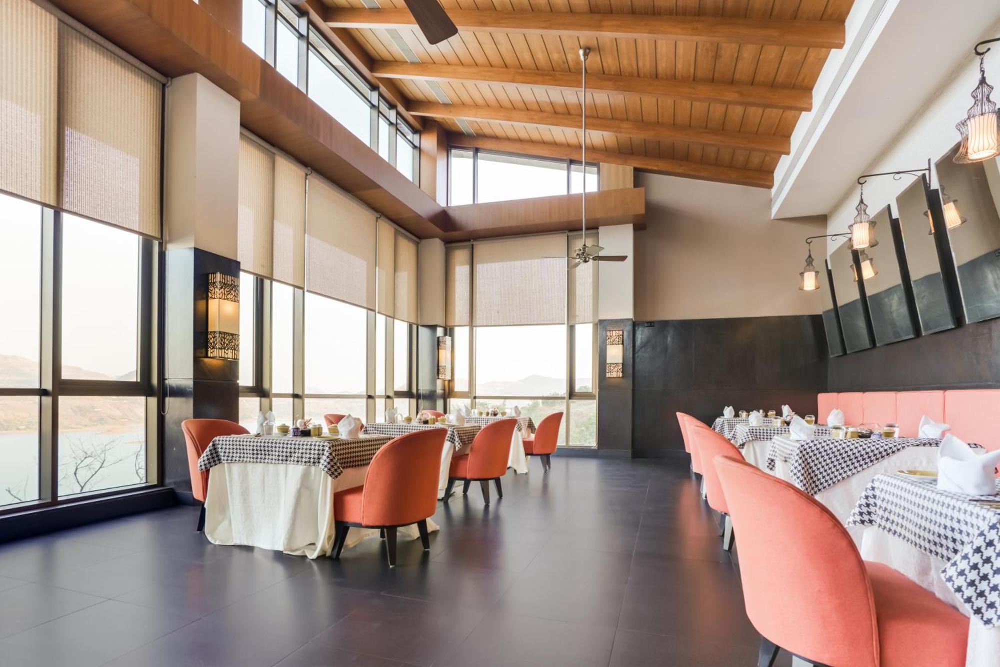 Club Mahindra Tungi, Lonavala Hotel Ngoại thất bức ảnh