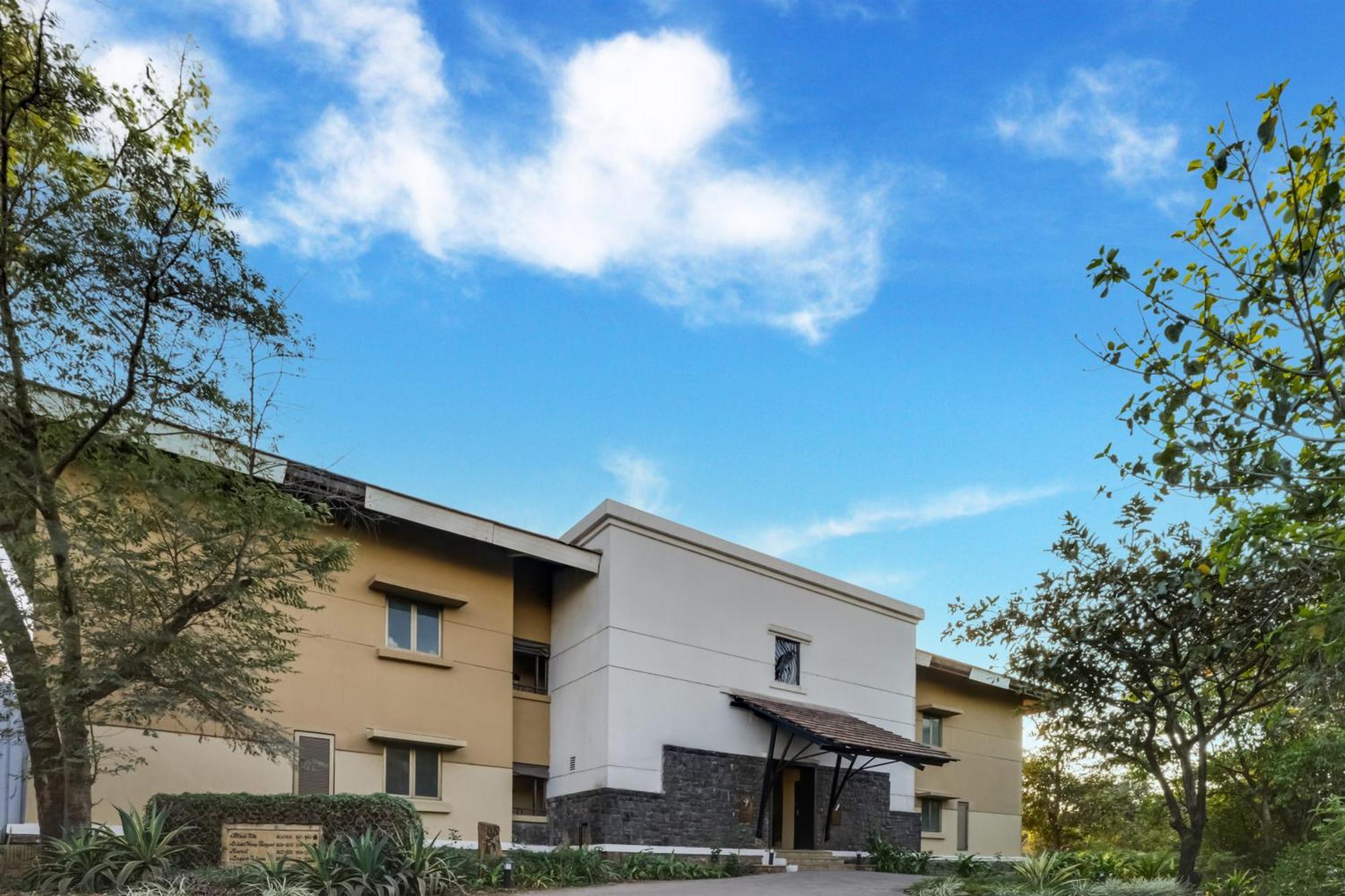 Club Mahindra Tungi, Lonavala Hotel Ngoại thất bức ảnh